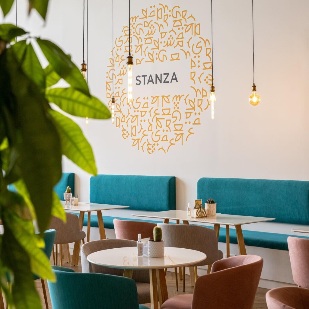 stanza-mural